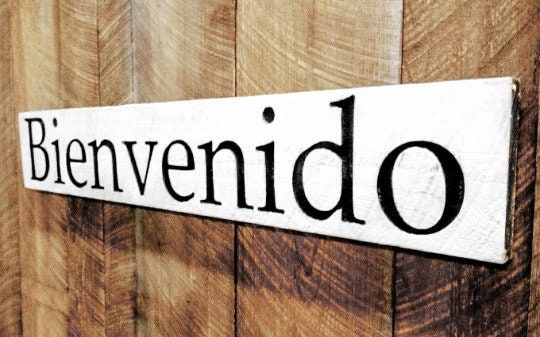 Bienvenido Sign