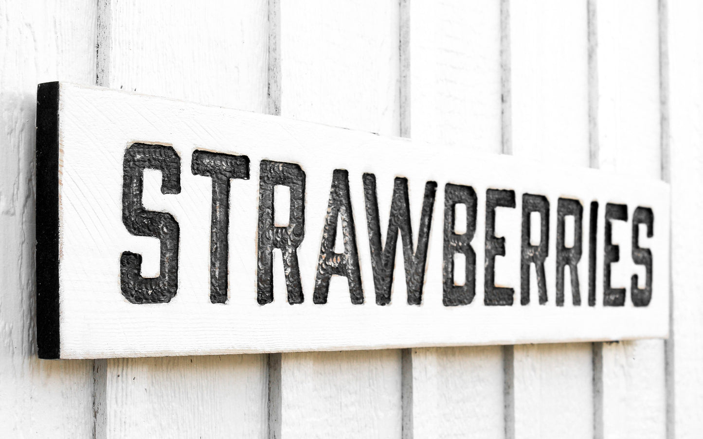 Strawberries Sign