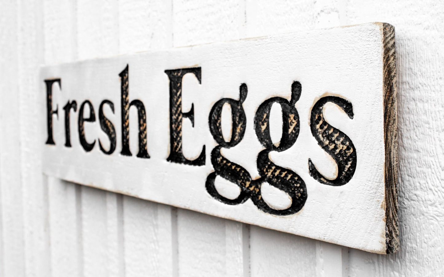 Fresh Eggs Sign