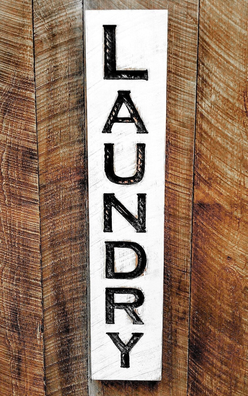 Laundry Sign - Vertical