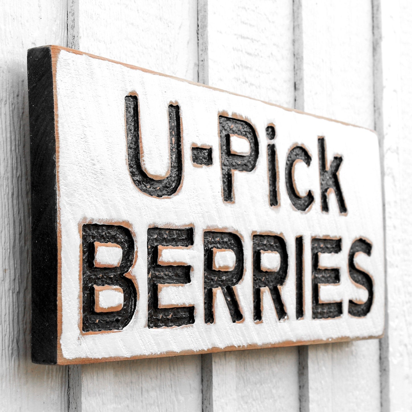 U-Pick Berries Sign