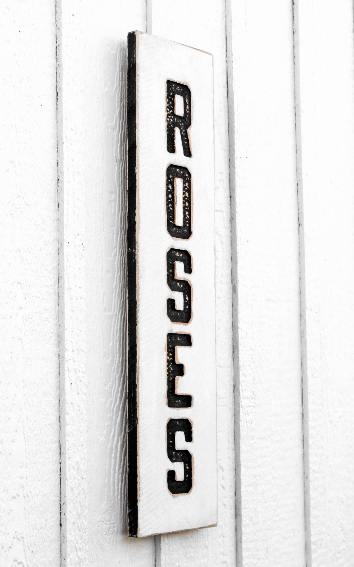 Roses Sign - Vertical