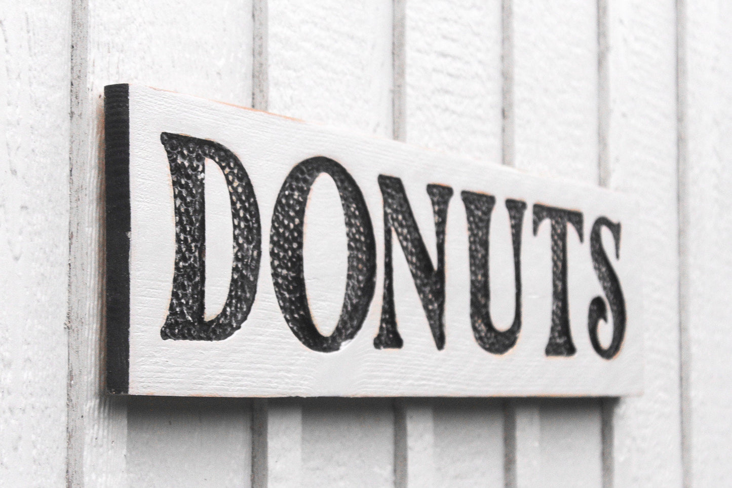 Donuts Sign