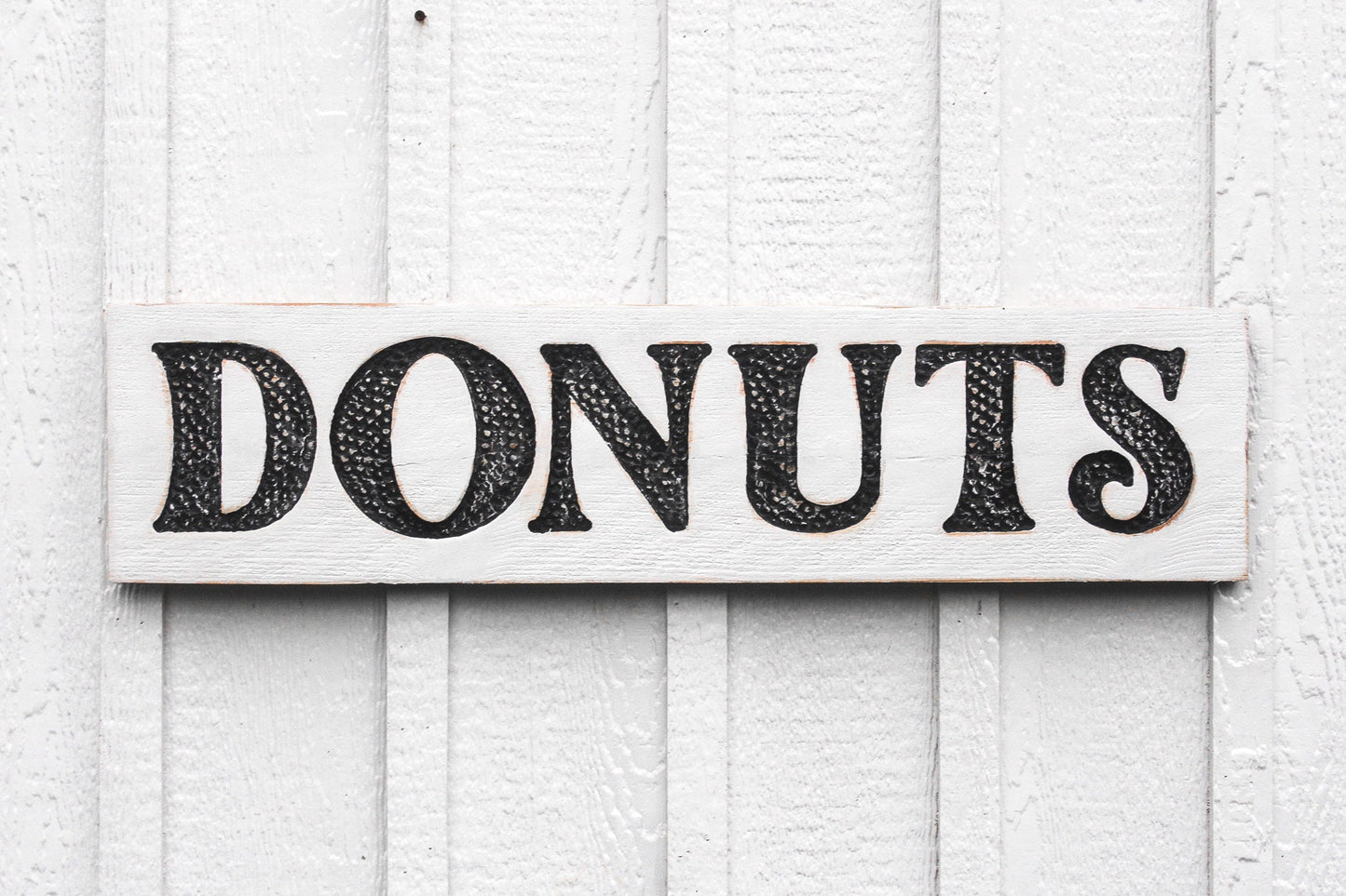 Donuts Sign